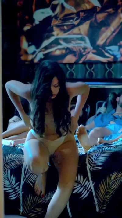 So I can know what it feels like walk in such fertility-goddess hips
