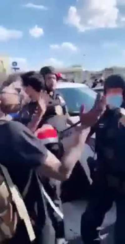 NYPD pull down mask and pepper spray protester who had hands up