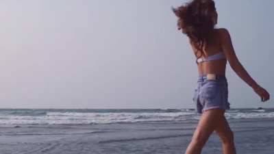 Karishma Sharma - Coke Coke Tu [MIC]