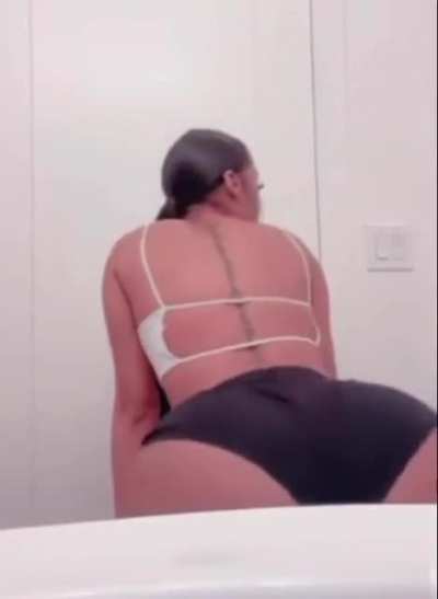 😩