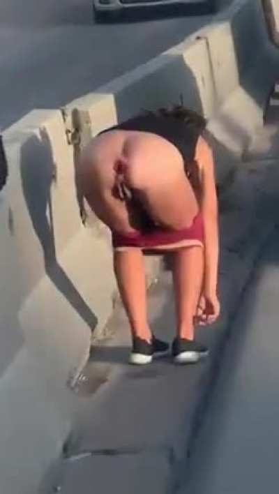 Unusual Hitchhiking Method.