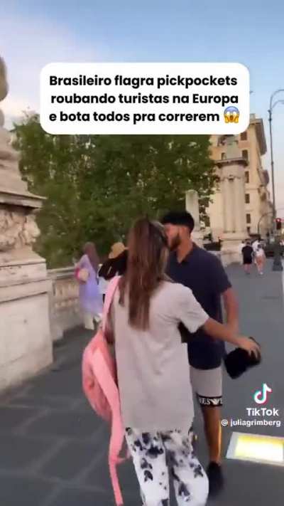 Como ouvi na minha vida inteira, carioca de verdade n&atilde;o pode ser assaltado na Fran&ccedil;a.