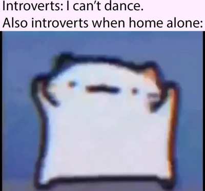 First gif, that cat be schmovin tho