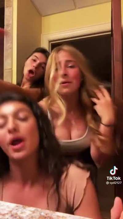 😳