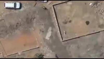 drone drops mortar bomb on Wagner supported rapid support force {RSF} militants in the Sudanese capital, Khartoum.