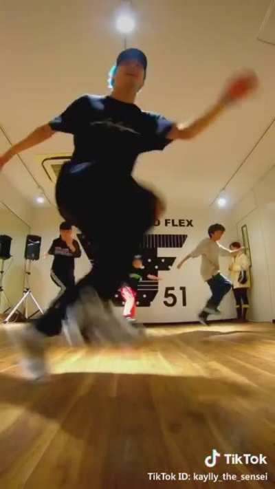 Dance dance!