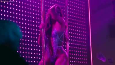 J Lo&rsquo;s sexy body has my cock so hard