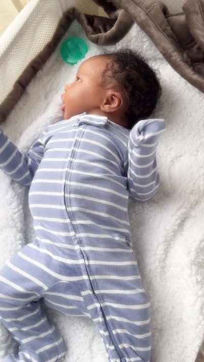 My happy active one month old💙🥰