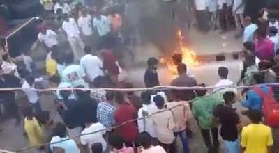 Man performs dangerous fire breathing stunt without any prior training, gets engulfed in fire. (Hospitalised &amp;amp; out of danger now)