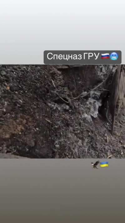 Ukrainian killing 3 russian soilders attacking his trench (removed music and better quality)