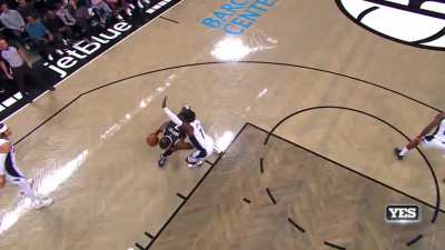 [Highlight] Kevin Durant smiling at Kevon's defense before scoring on him plus the foul