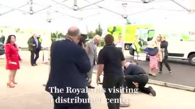 Guy Faints Infront Of King Charles!