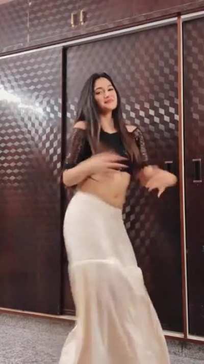 Navel dance by reeshma