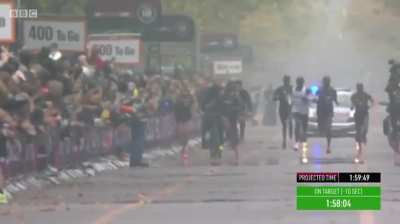 Eliud Kipchoge - My Sub Two Hour Marathon (2/2)