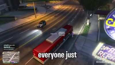 Wholesome gamer bonding ... oh wait