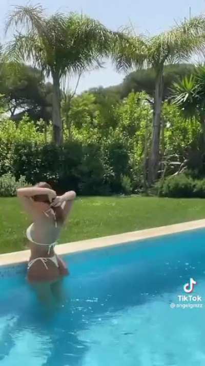 Finally showing that WEAPON 🍑