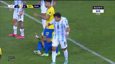 Otamendi: &ldquo;Sit tf up Neymar, you&rsquo;re ok&rdquo;