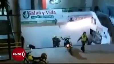 Just some examples of police brutality in Colombia over the past few days of protests. Help us spread the word.