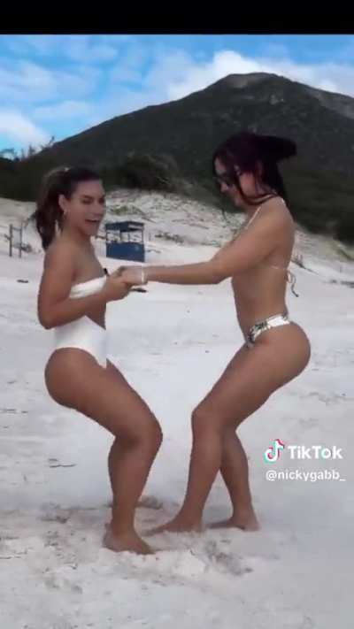 Nicky at the beach