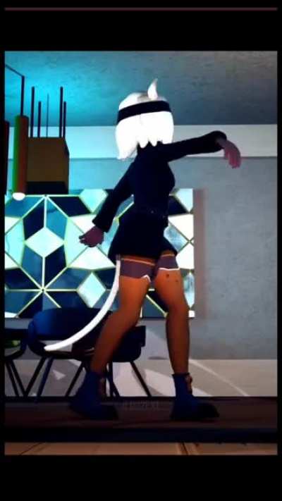 Whisk dances to "Hey Ya!"