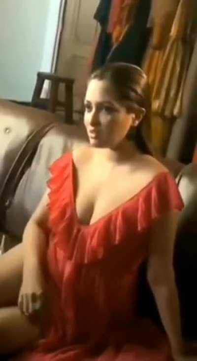 It's time to empty your balls for Riya Fucking Sen!! 💦 (old)