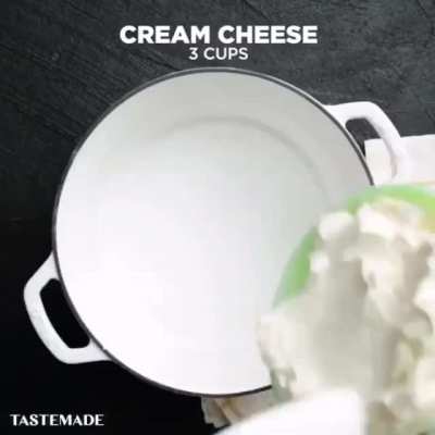 Fondant &ldquo;pasta&rdquo;... probably the most cursed recipe I&rsquo;ve seen in awhile