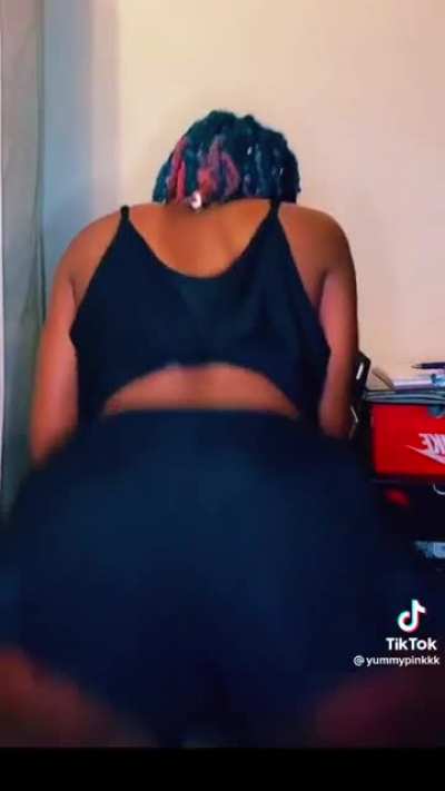 😋