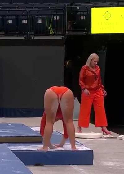 Cameraman was focused on one thing