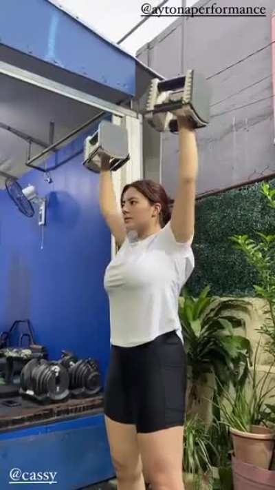 Cassy Legaspi