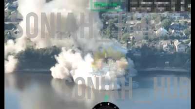 Concentration of Russian troops hit on the banks of the Dnipro River in the suburbs of Nova Kakhovka by AASM "Hammer" guided bomb dropped by MiG 29. Target obtained by observation drones. 40th Tactical Aviation Brigade, August 20, 2024. Location: 46.75151