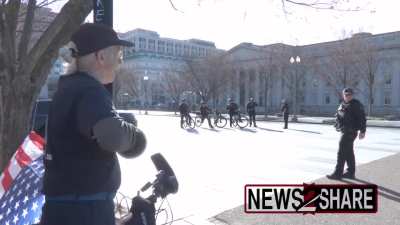 An 80-year-old man chained himself to a sign near the White House to protest Trump and Musk&rsquo;s massive cuts to the Department of Veterans&rsquo; Affairs.
