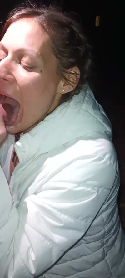Amateur Wisconsin milf cumshot outdoors