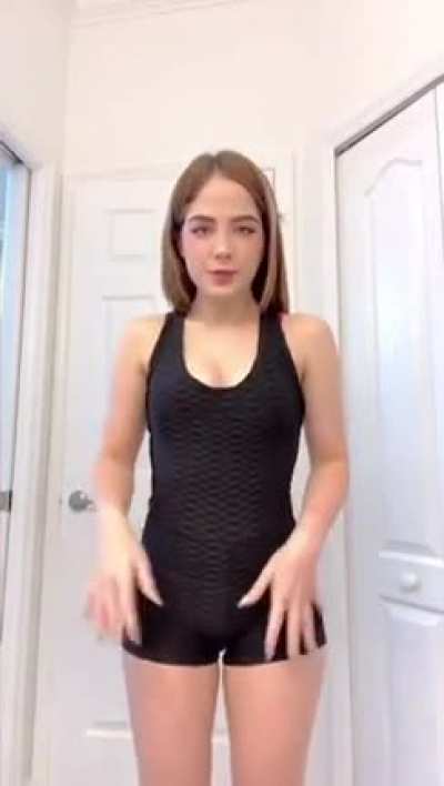😋