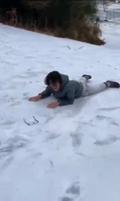 Snow crayon