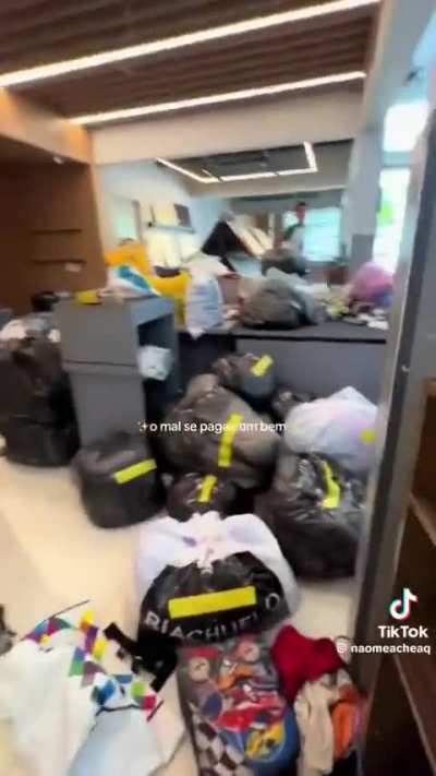 Essa terra plana n&atilde;o gira, capota