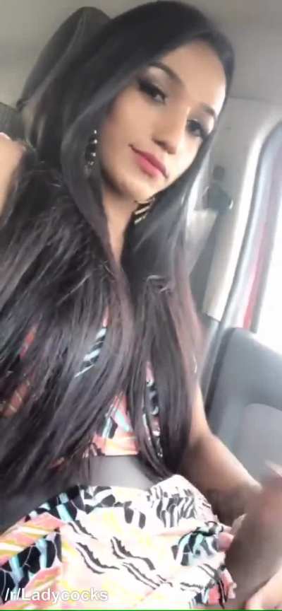 There is no other option than to stop the car and suck her off