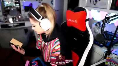 Akkcess Tanga Clips