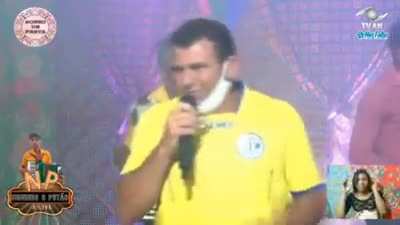Mas o que t&aacute; acontecendo aqui?