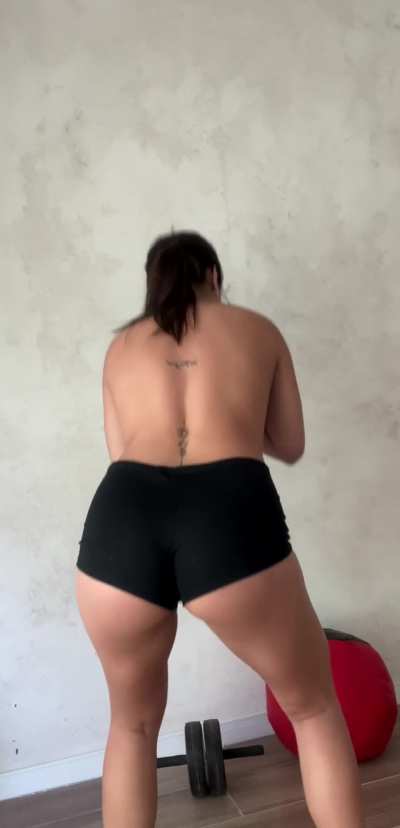 Nothing underneath so I&rsquo;m easier to breed
