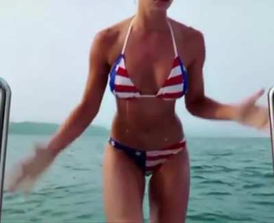 She&rsquo;s so damn hot