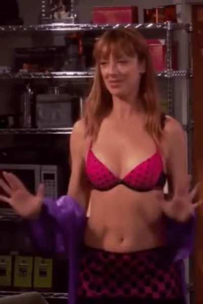 Judy Greer in TBBT 💀