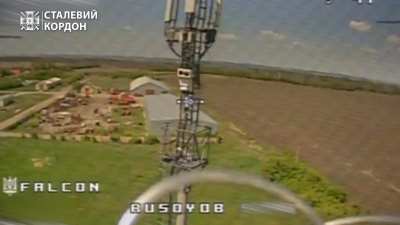 Murom surveillance system hit by drone operator from the 15th Mobile Border Detachment "Steel Border" in the Belgorod Region, Russia. Published on 07/May/2024.