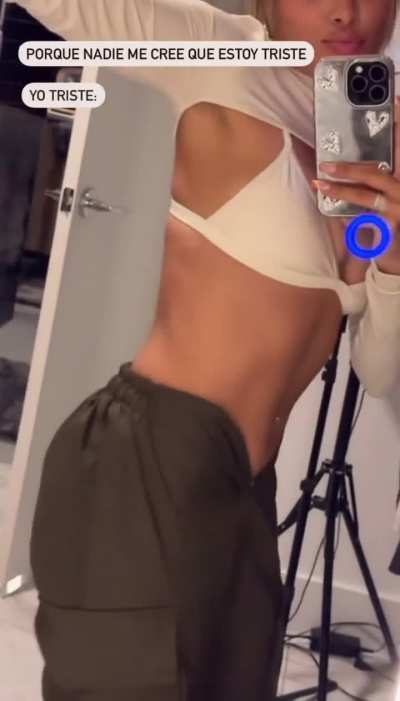 Hot af🔥😍🤤