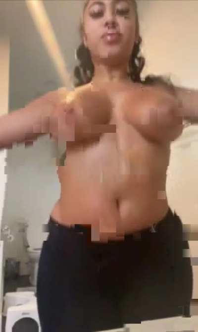 Yas