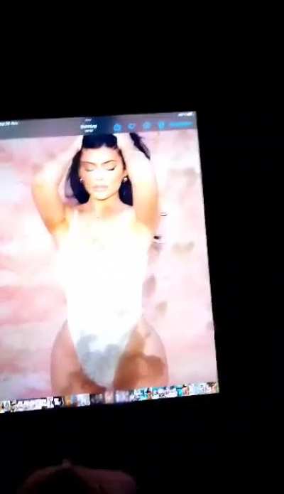 Kylie Jenner Cum tribute 