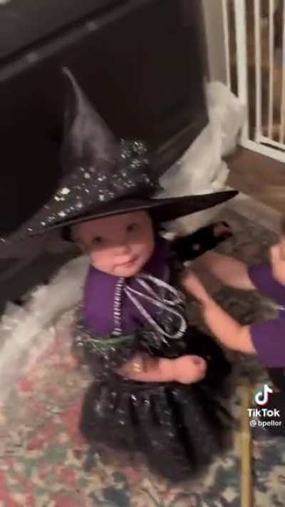 It&rsquo;s never too soon to be a bad witch [wholesome/humor]