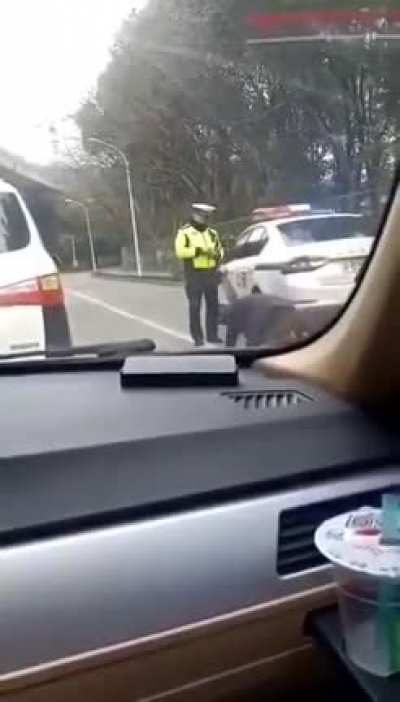 中国人民从此站起来了！