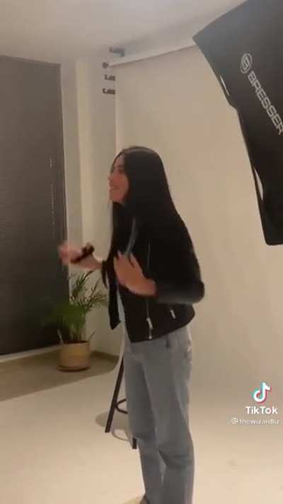 Photographer tells woman to &ldquo;not eat&rdquo; before the next photoshoot so she can lose weight. She rightfully walks away from the job. The company ended up firing the photographer after finding out why she left.