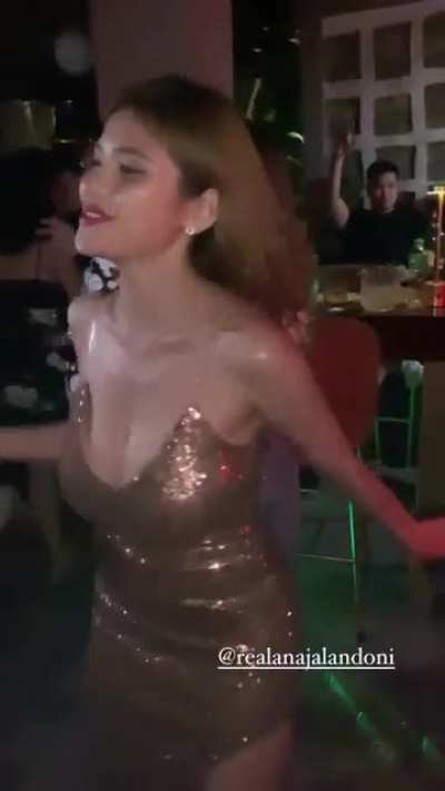 Ana Jalandoni