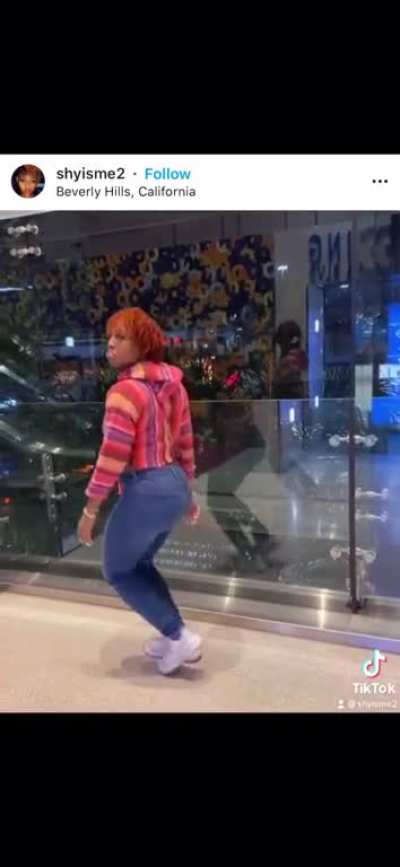 Empty ass mall
